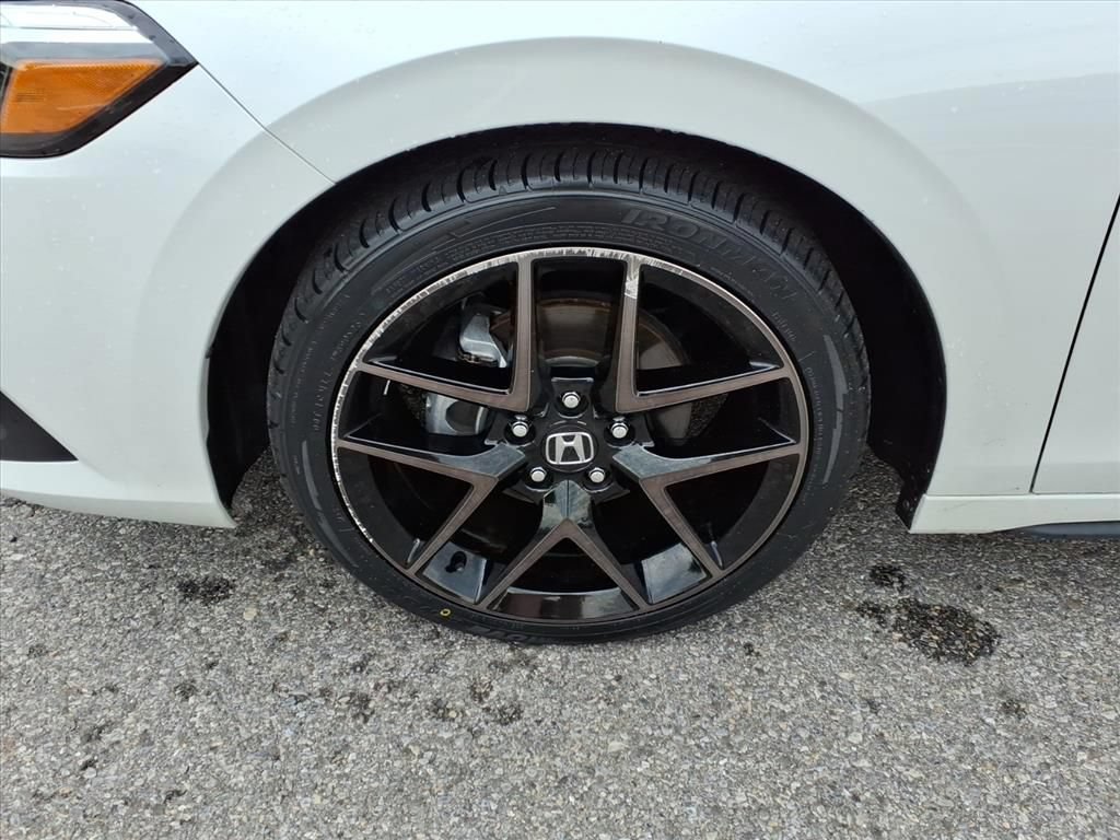 Used 2023 Honda Civic Sport Touring image 11