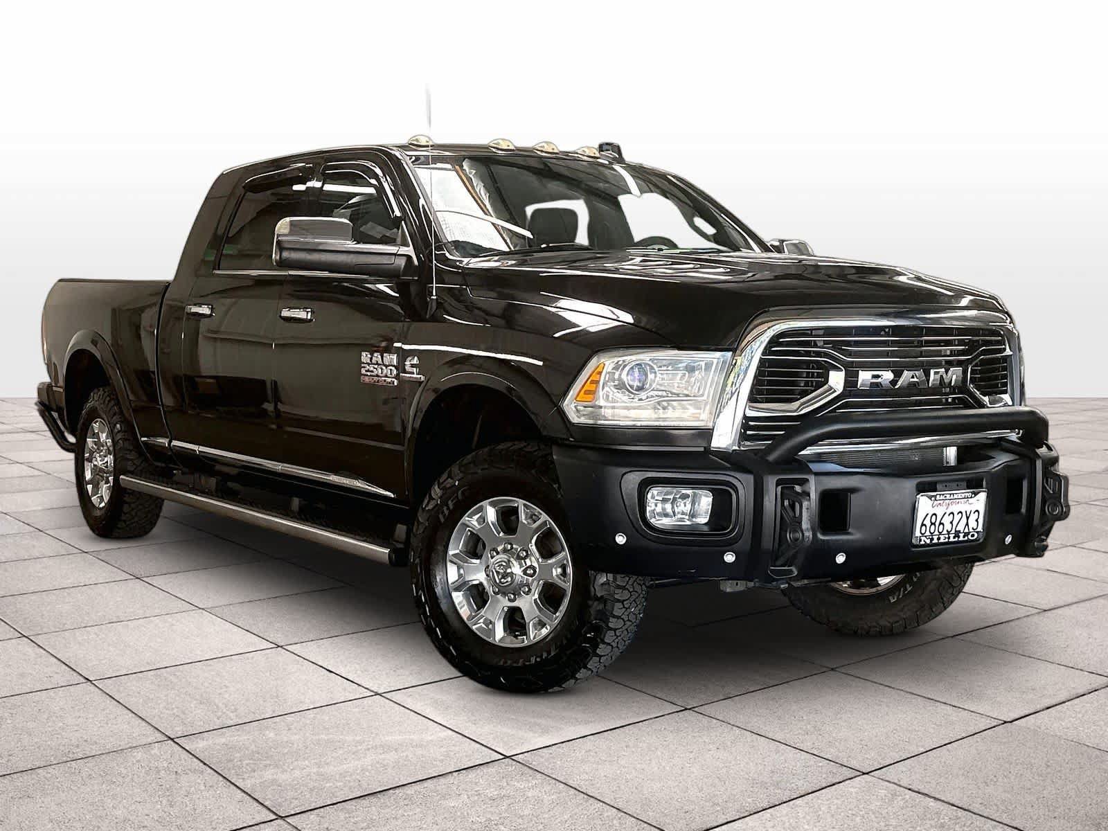 Used 2016 RAM 2500 Limited AWD/4WD image 3