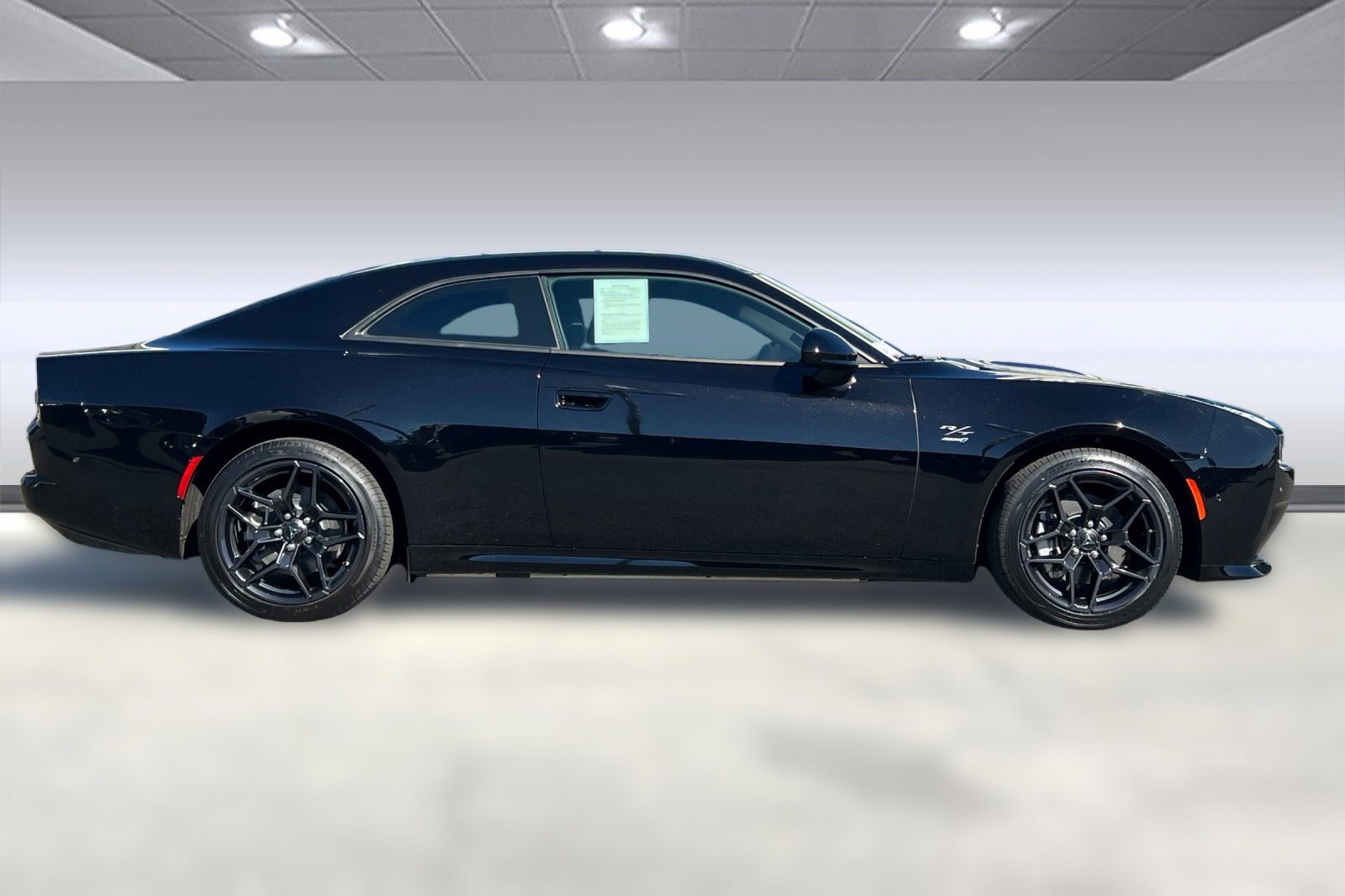 Used 2024 Dodge Charger R/T w/ Plus Group image 7