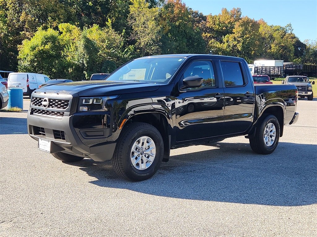 New 2026 Nissan Frontier S image 2