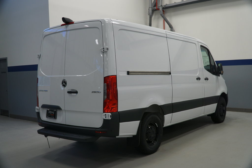 New 2026 Mercedes-Benz Sprinter 2500 image 6