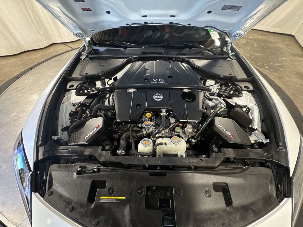 Used 2024 Nissan Z Performance w/ Floor Mat Package image 32