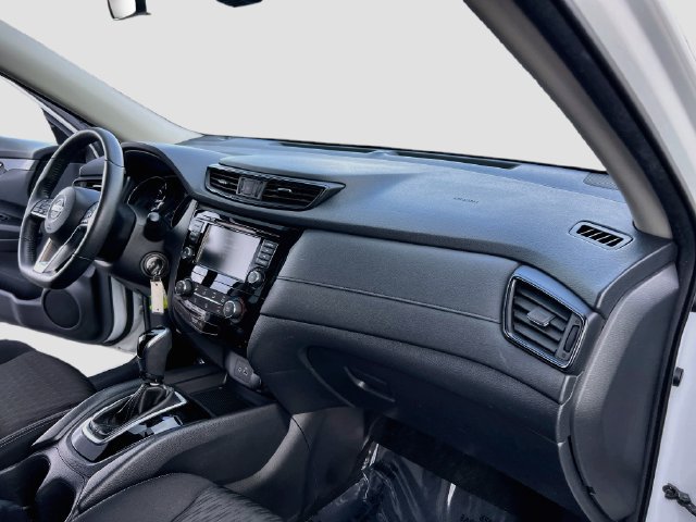 Used 2019 Nissan Rogue S w/ Special Edition Package FWD image 23