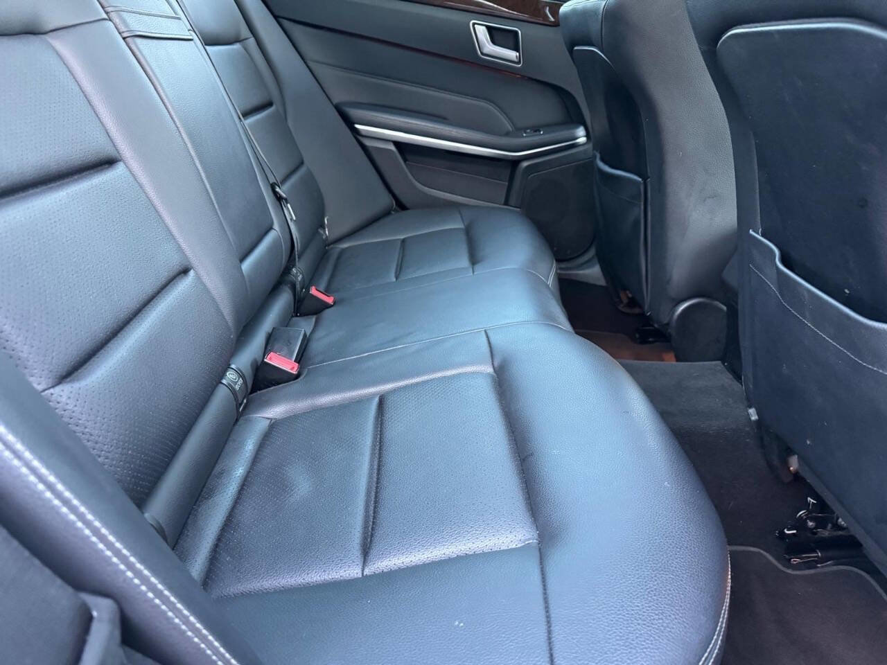 Used 2016 Mercedes-Benz E 350 Sedan image 23