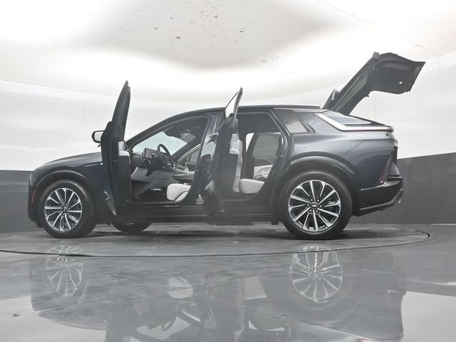 Used 2024 Cadillac Lyriq Sport w/ LPO, Floor Liner Package AWD/4WD image 61