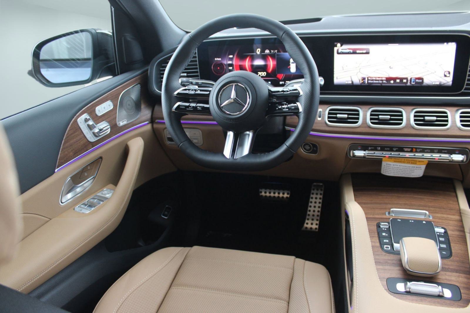 New 2026 Mercedes-Benz GLS 450 4MATIC image 33