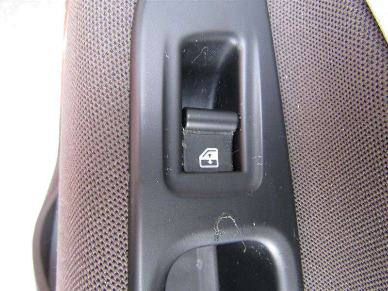 Used 2015 Jeep Renegade Latitude image 34