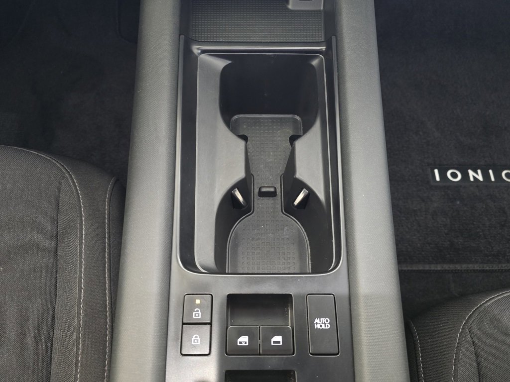 Used 2023 Hyundai Ioniq 6 SE image 38