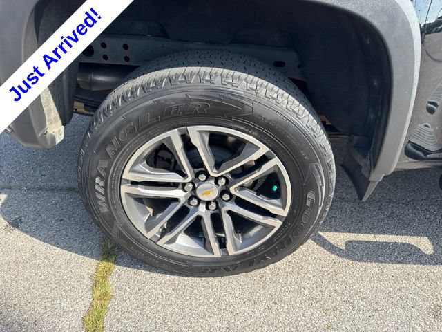 Used 2019 Chevrolet Colorado W/T w/ Custom Special Edition AWD/4WD image 19
