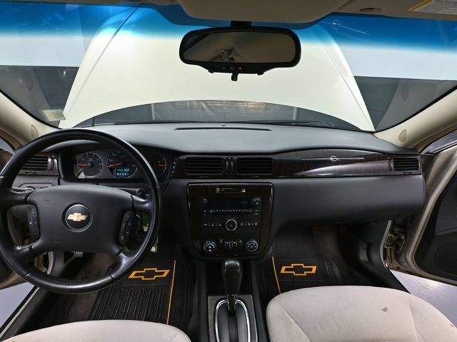Used 2012 Chevrolet Impala LT FWD image 22