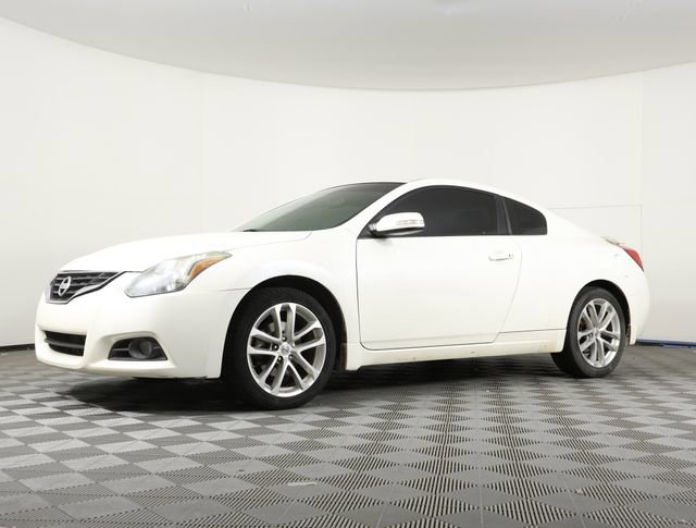 Used 2012 Nissan Altima 3.5 SR w/ Technology Pkg image 1