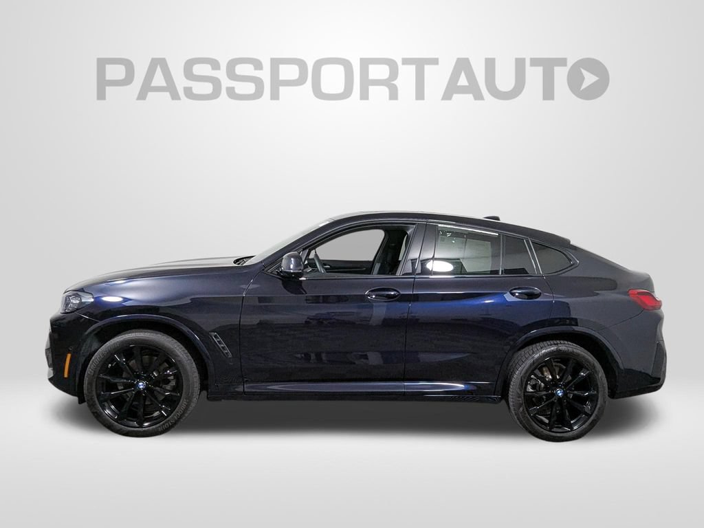 Used 2024 BMW X4 xDrive30i w/ Premium Package AWD/4WD image 2