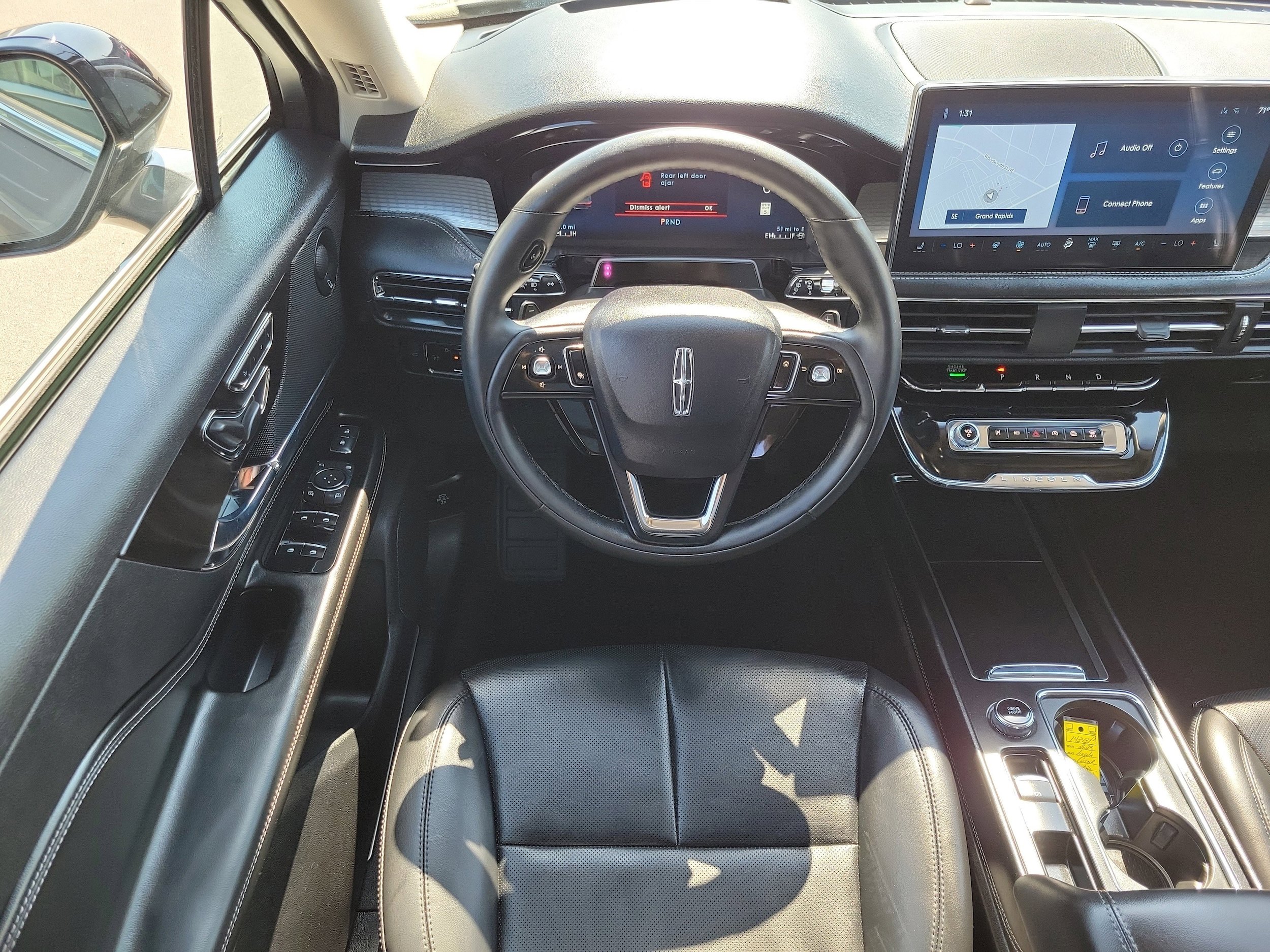Used 2023 Lincoln Corsair AWD w/ Equipment Group 102A image 12