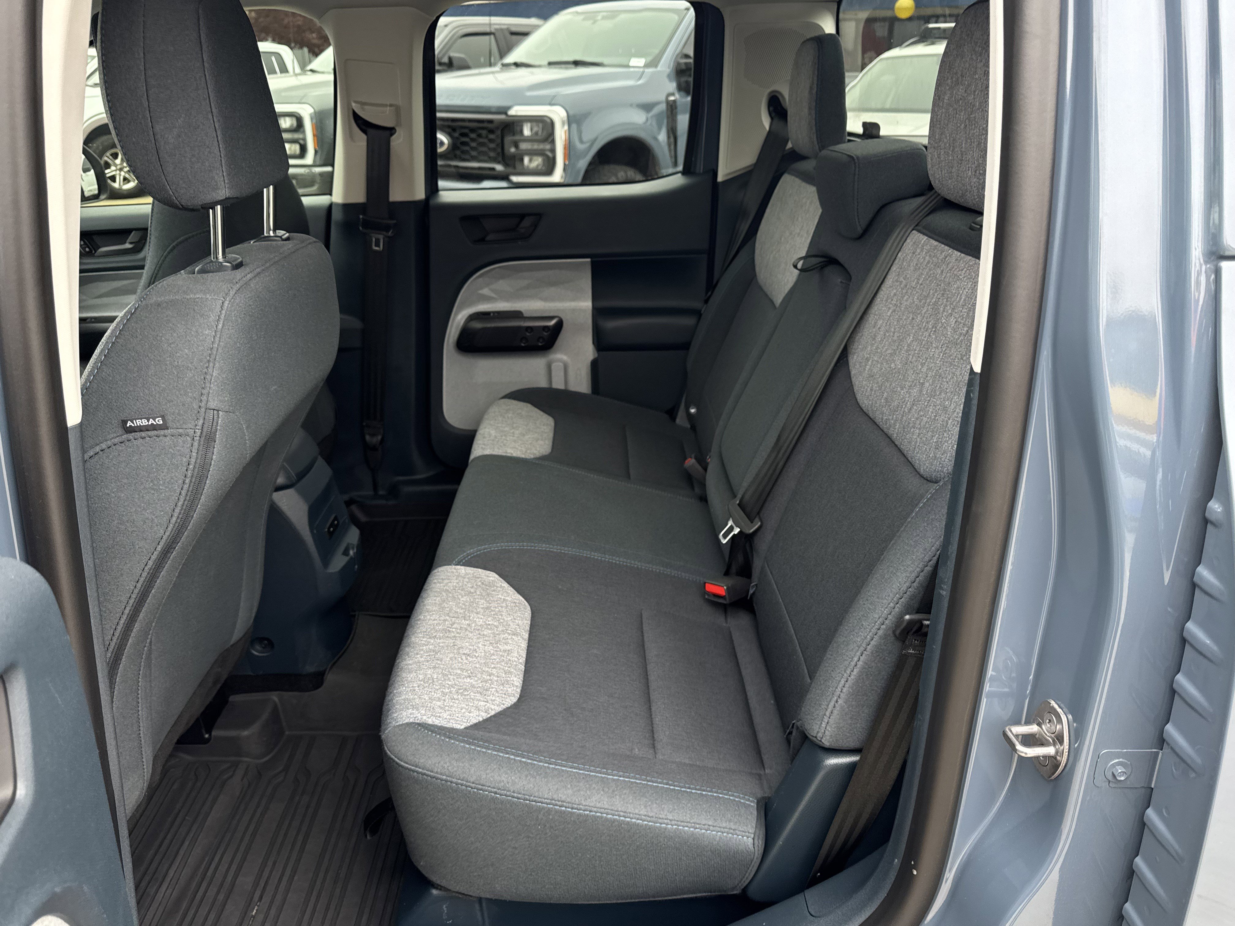 Used 2025 Ford Maverick XLT image 11