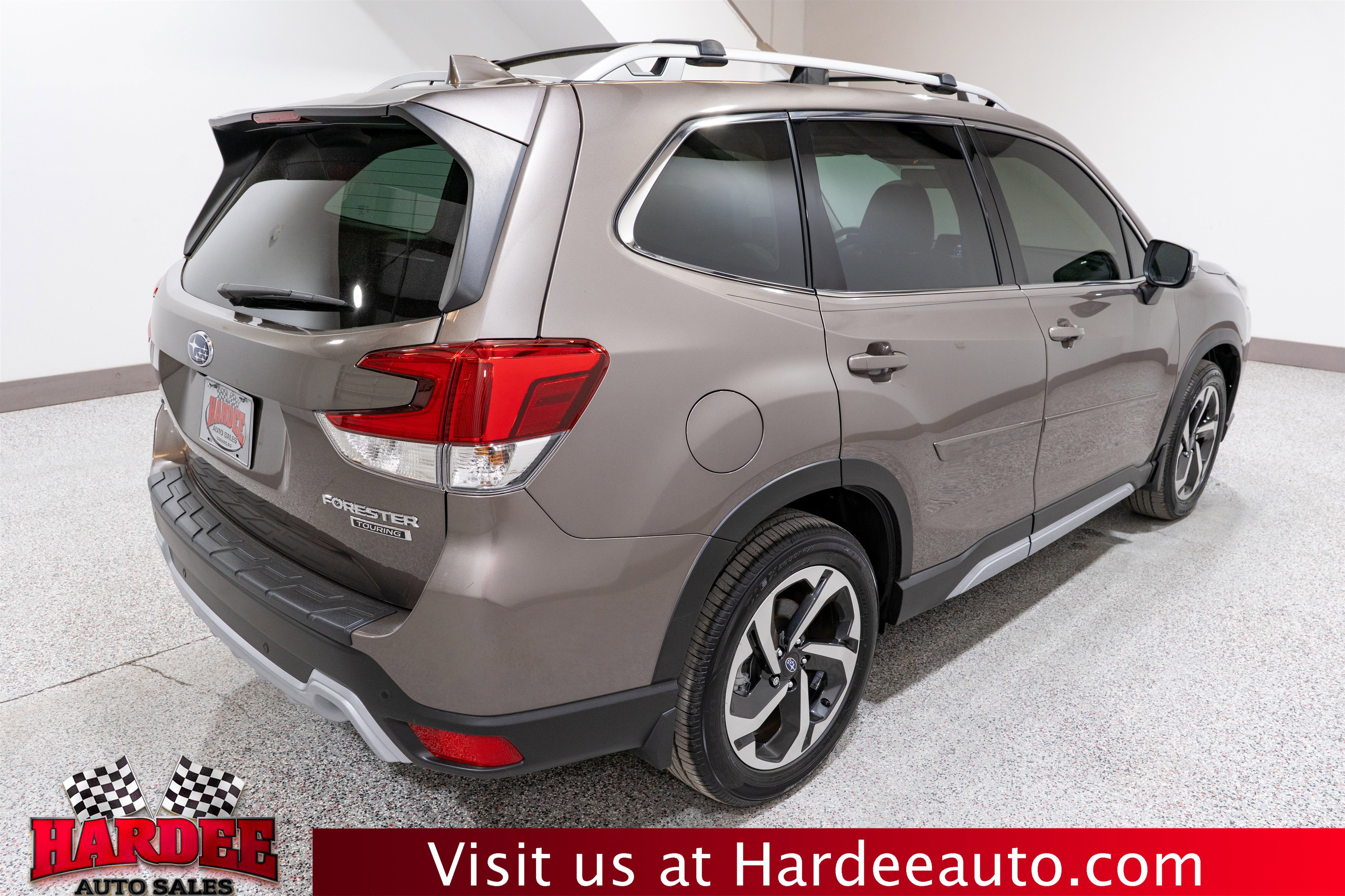 Used 2022 Subaru Forester Touring AWD/4WD image 5