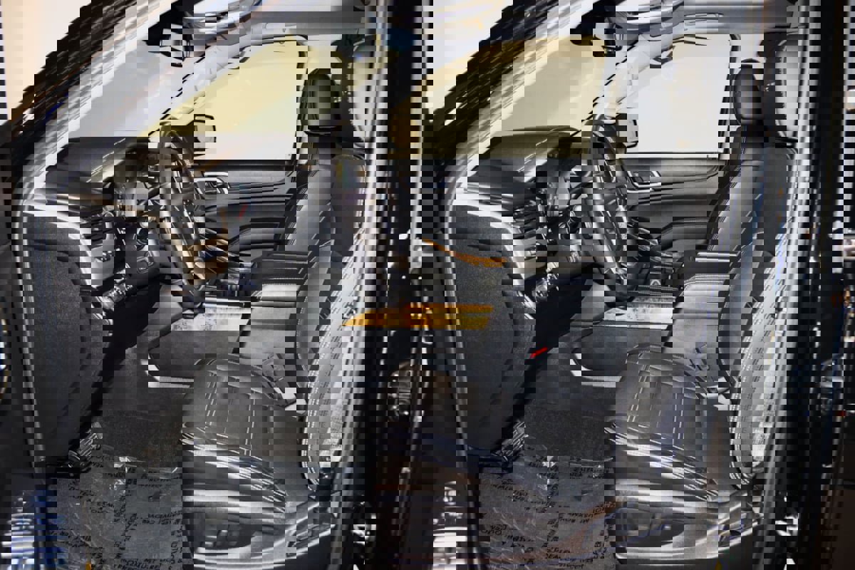 Used 2017 GMC Yukon Denali w/ Open Road Package image 41