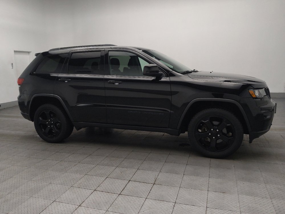 Used 2019 Jeep Grand Cherokee Laredo image 11