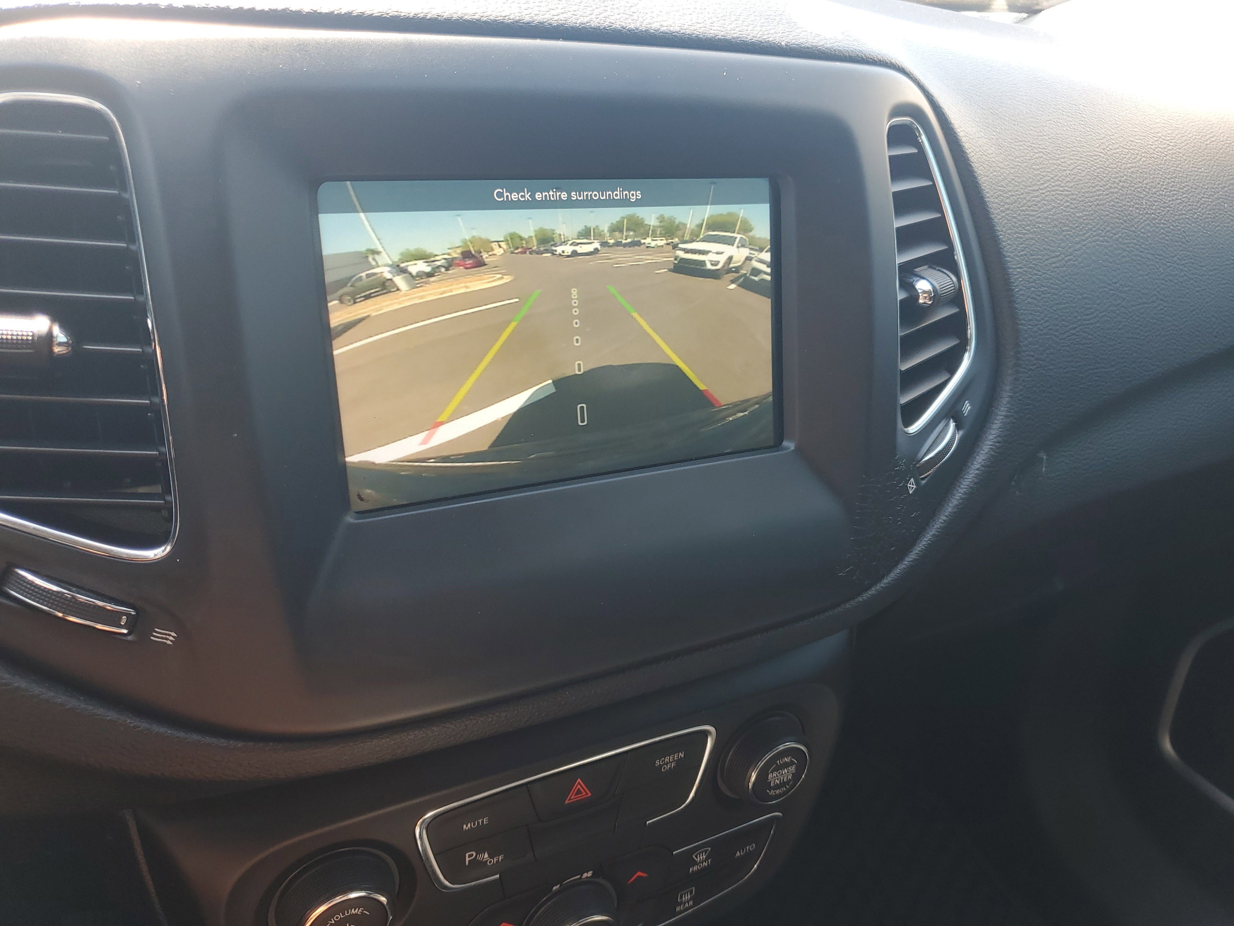 Used 2020 Jeep Compass Latitude w/ Cold Weather Group image 22