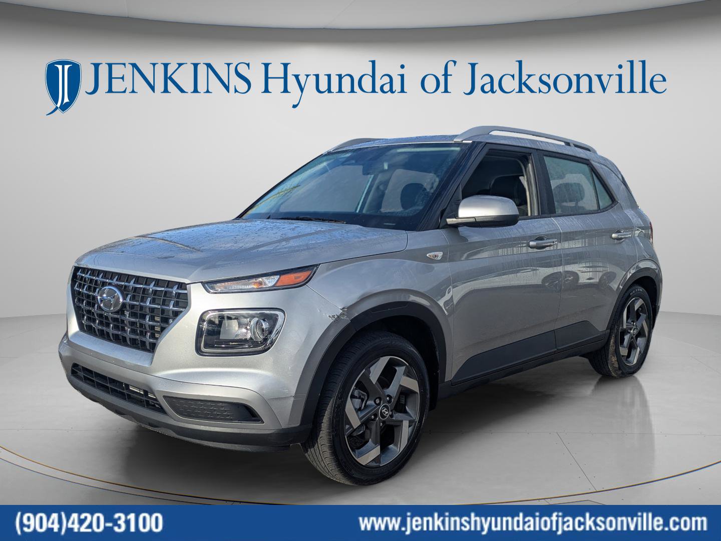 Certified 2024 Hyundai Venue SEL image 7