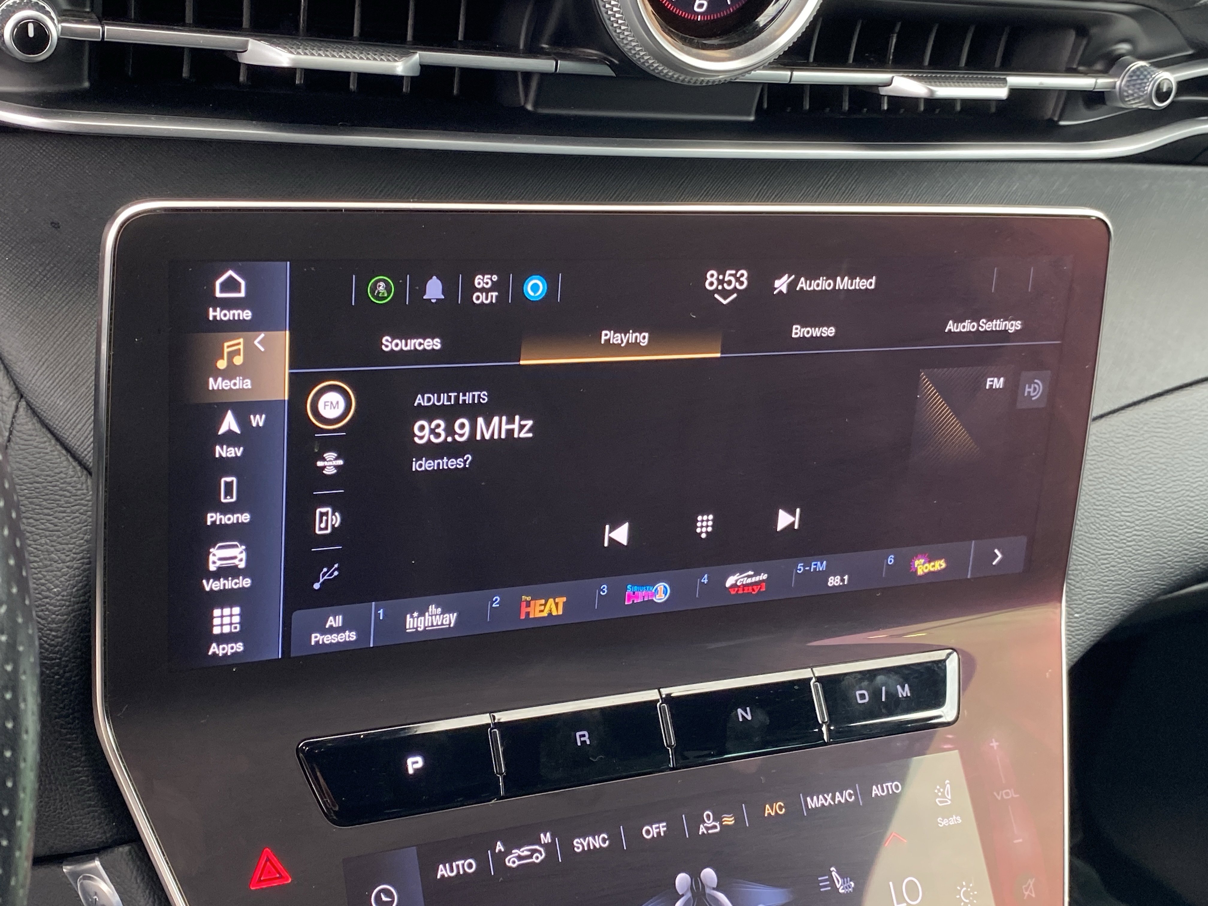 Used 2024 Maserati Grecale GT image 19