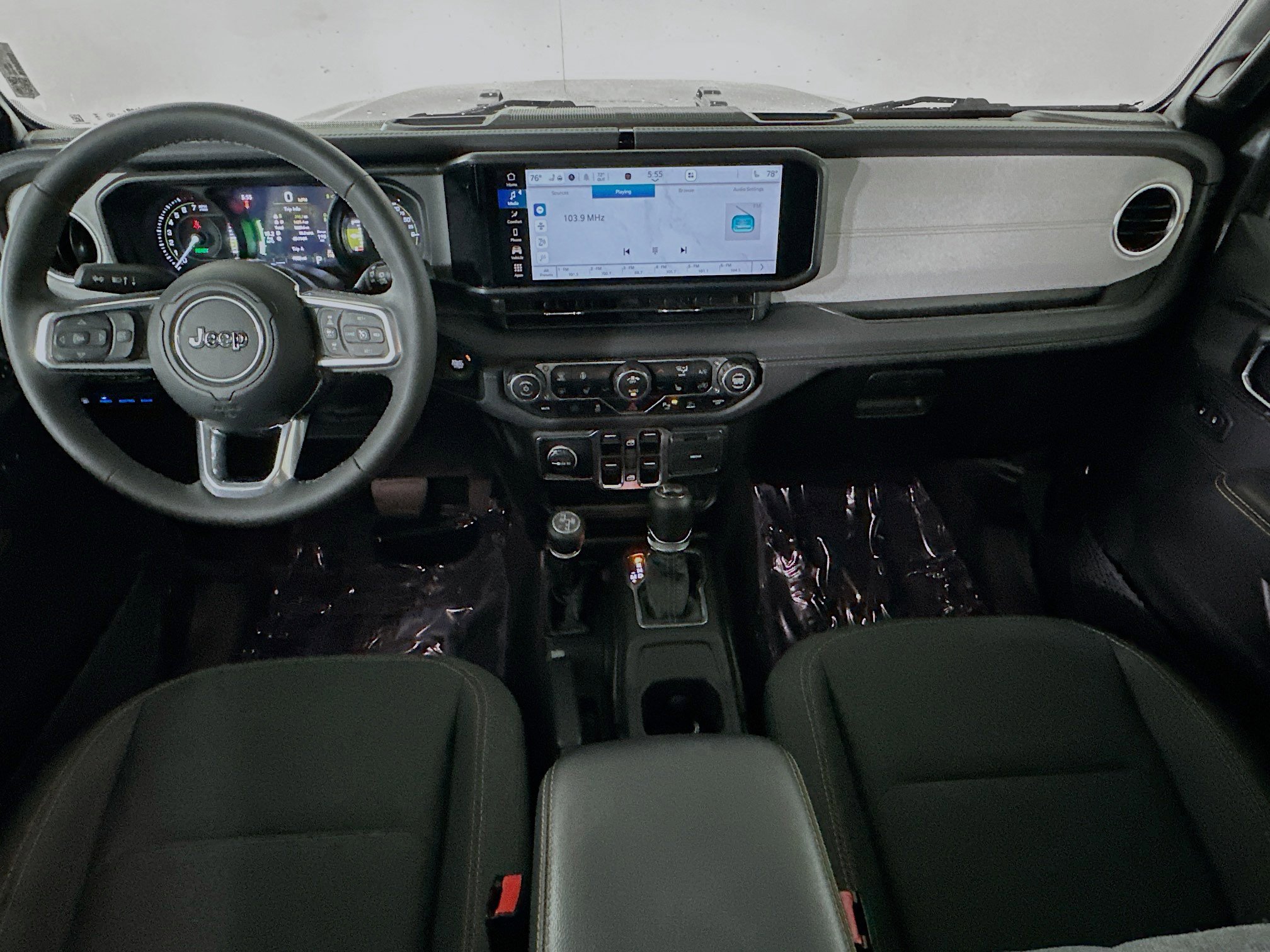 Used 2025 Jeep Wrangler Sahara w/ Safety Group image 26