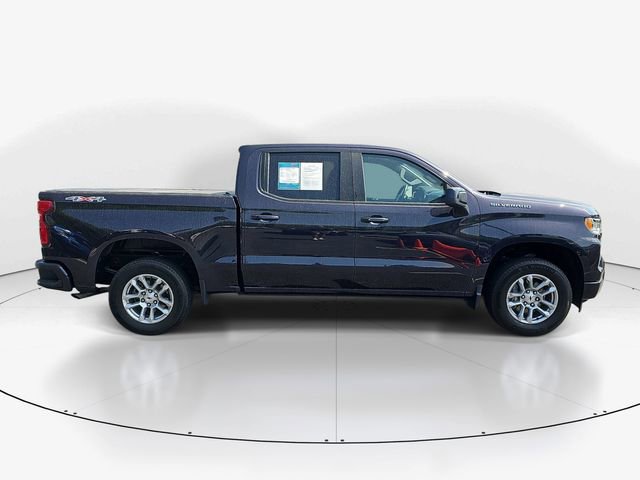Used 2023 Chevrolet Silverado 1500 RST image 2