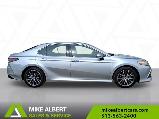 Used 2023 Toyota Camry XLE image 8