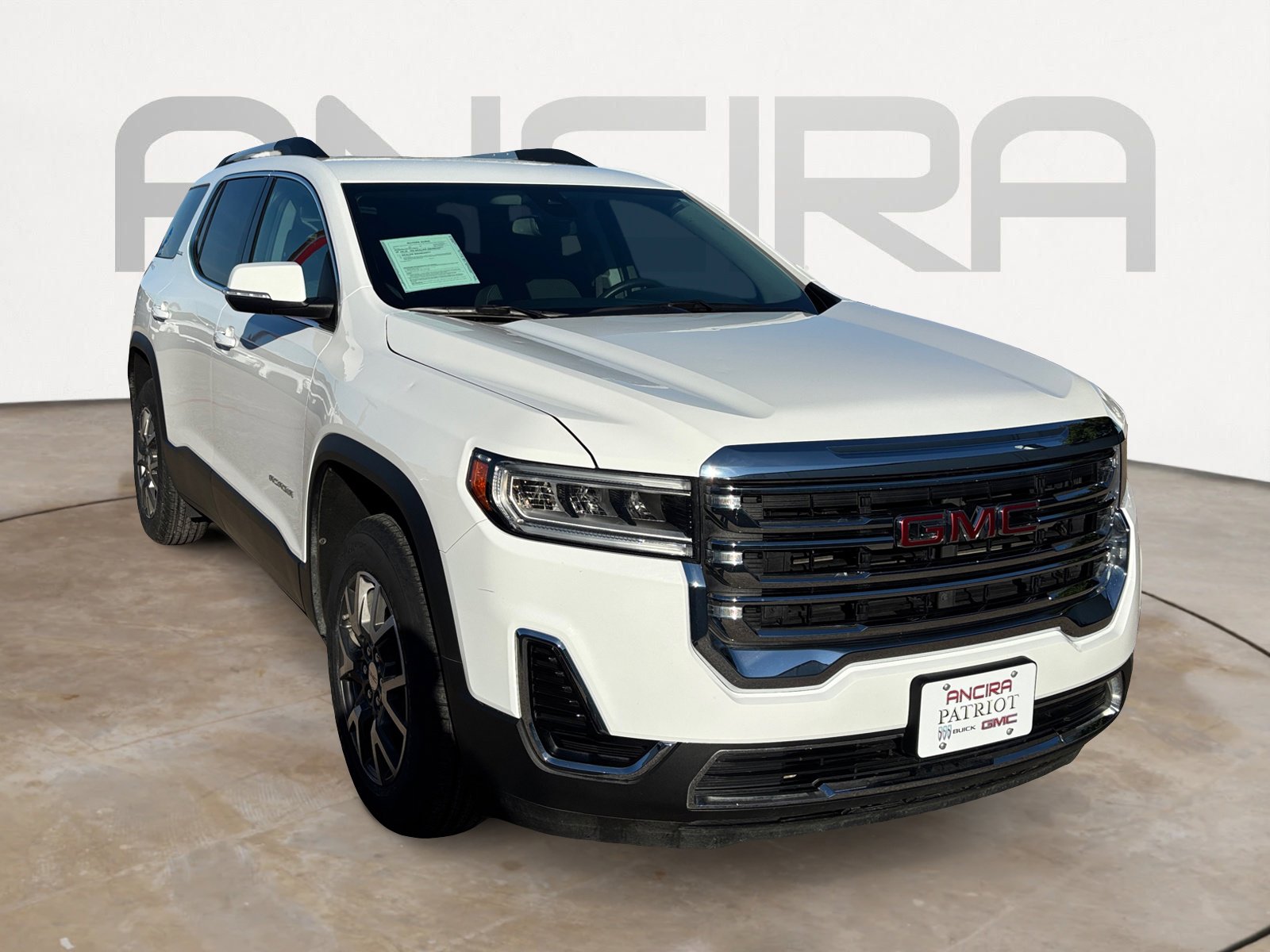 Used 2023 GMC Acadia SLE w/ Driver Convenience Package image 4