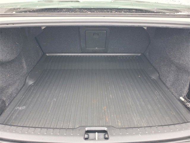 Used 2021 Volvo S60 T5 R-Design image 35