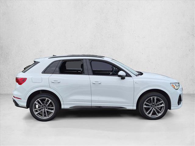 Used 2022 Audi Q3 2.0T Premium Plus AWD/4WD image 4