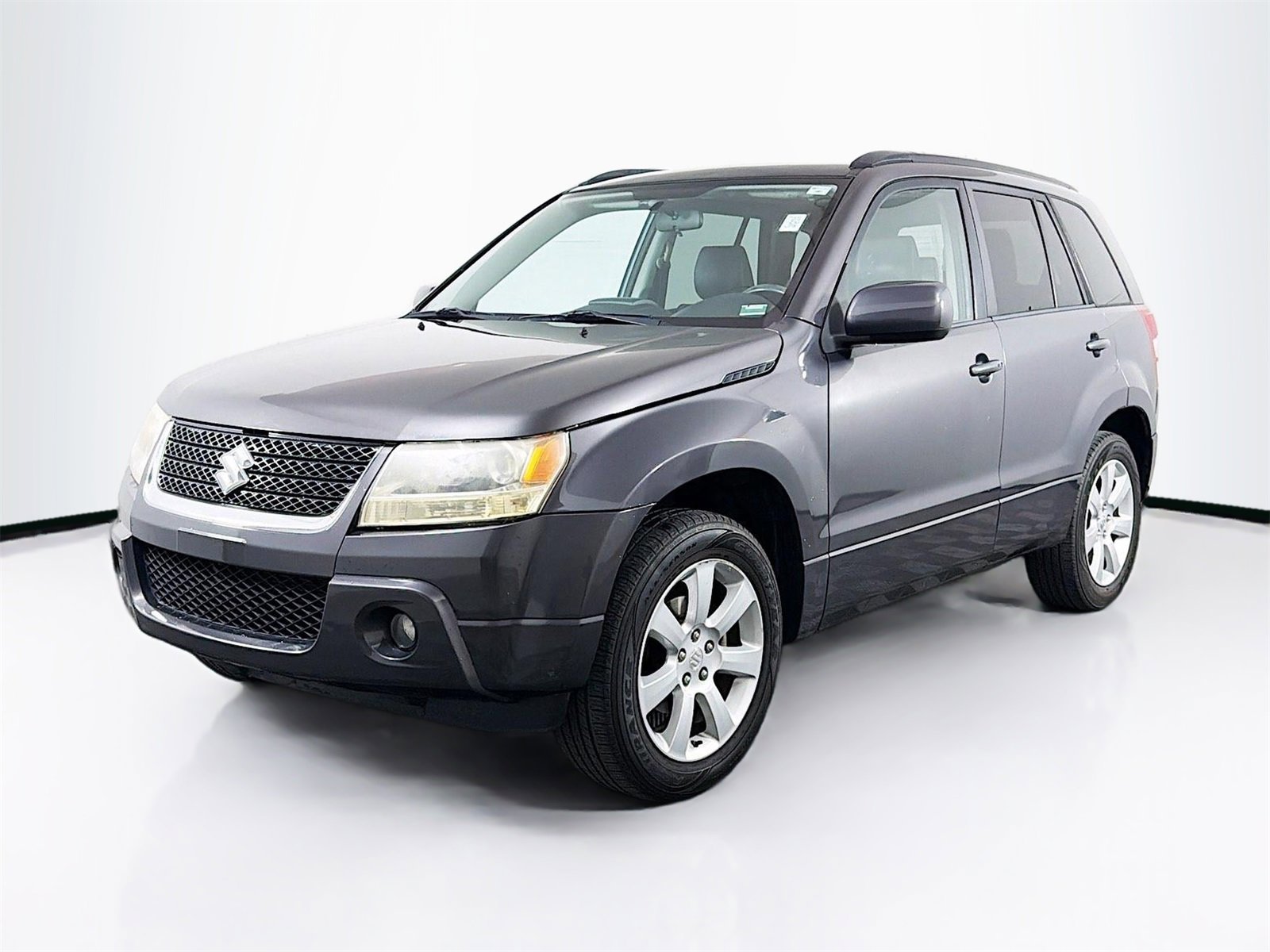 Used 2012 Suzuki Grand Vitara Limited image 3