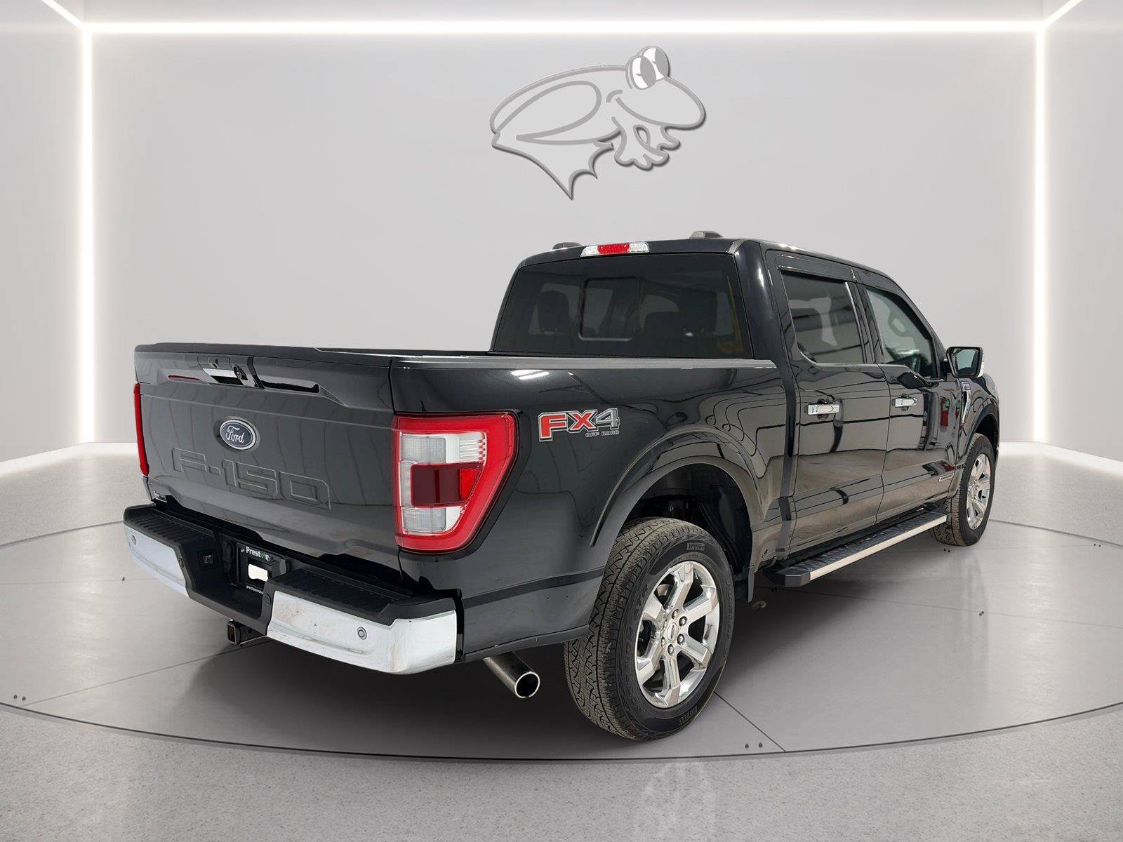 Used 2023 Ford F150 Lariat w/ FX4 Off-Road Package AWD/4WD image 5
