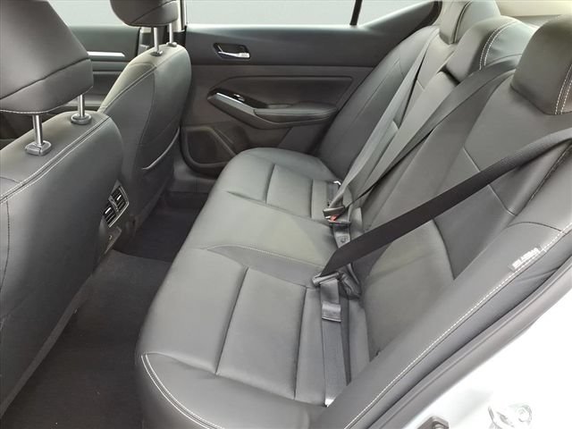 New 2025 Nissan Altima 2.5 SL FWD image 15