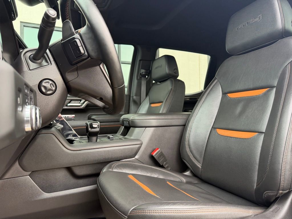Used 2024 GMC Sierra 1500 AT4 w/ AT4 Premium Package image 9