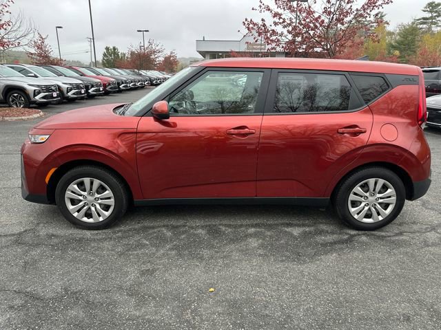 Used 2020 Kia Soul LX image 2