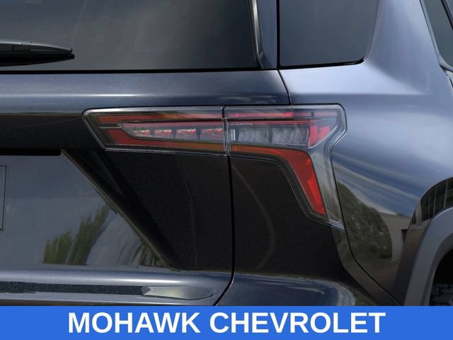 New 2026 Chevrolet Equinox ACTIV w/ Convenience Package III AWD/4WD image 11