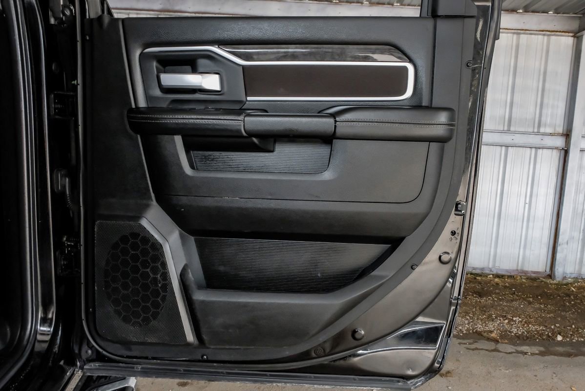 Used 2024 RAM 2500 Big Horn AWD/4WD image 46