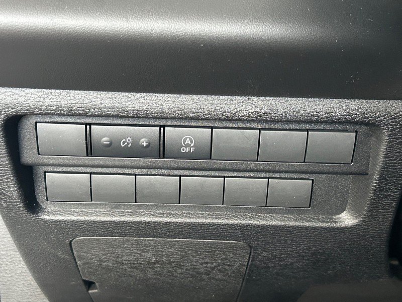 New 2026 Mitsubishi Outlander LE FWD image 28