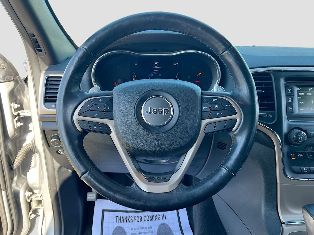 Certified 2017 Jeep Grand Cherokee Laredo AWD/4WD image 11