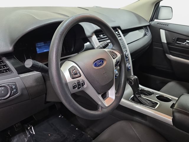 Used 2014 Ford Edge SE FWD image 14