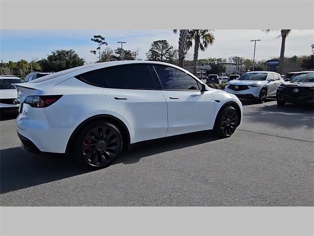Used 2022 Tesla Model Y Performance image 21