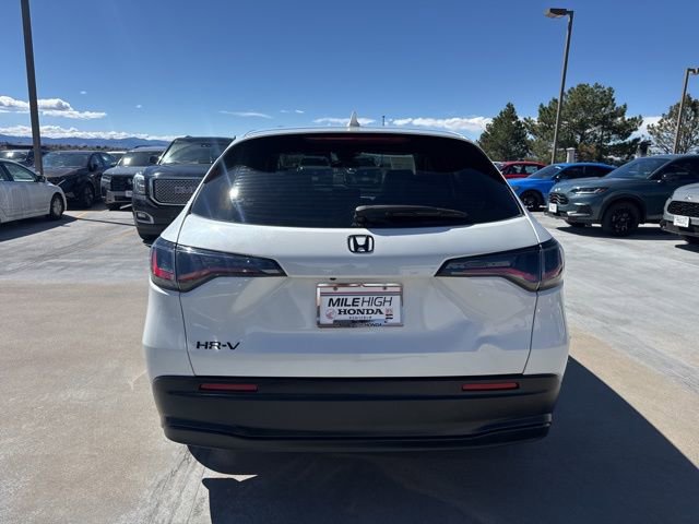 Certified 2023 Honda HR-V LX image 9