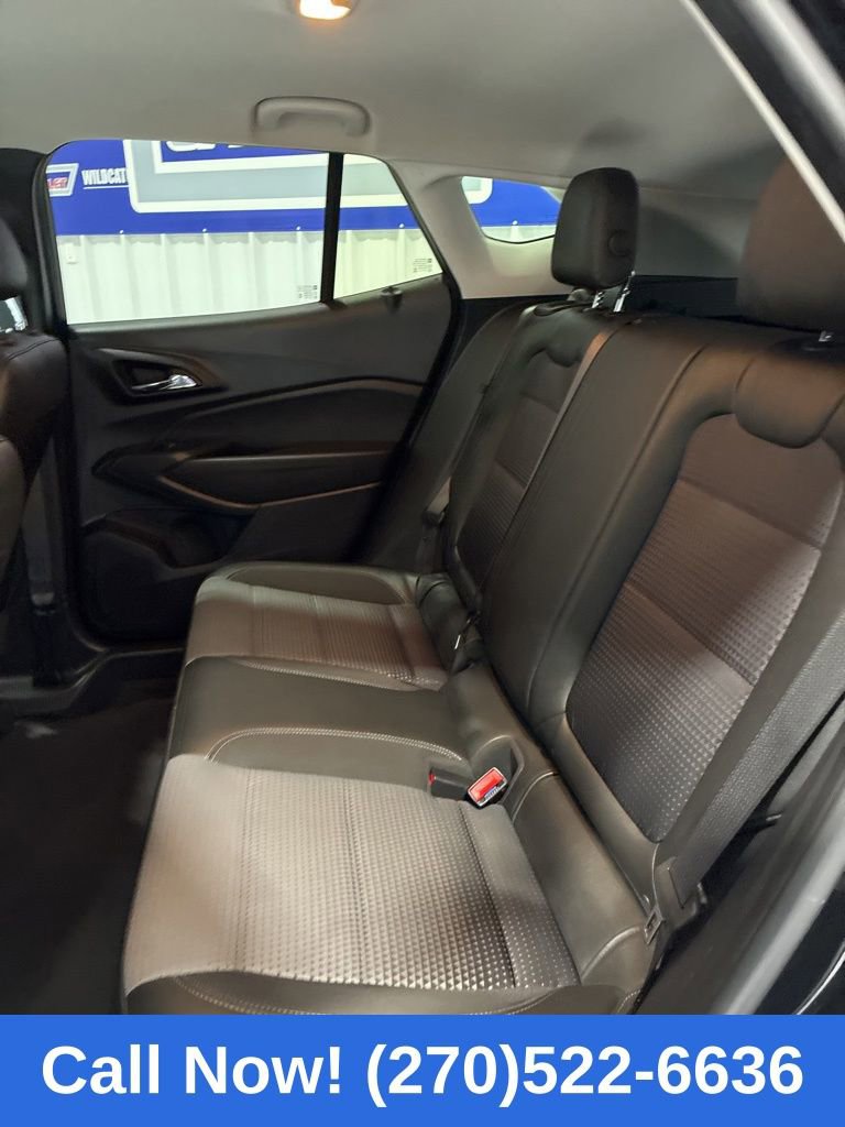 Used 2025 Chevrolet Trax LT image 30