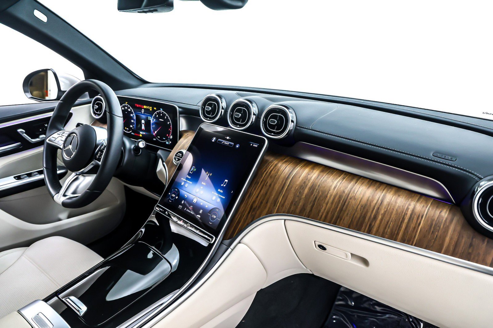 Certified 2023 Mercedes-Benz GLC 300 image 18