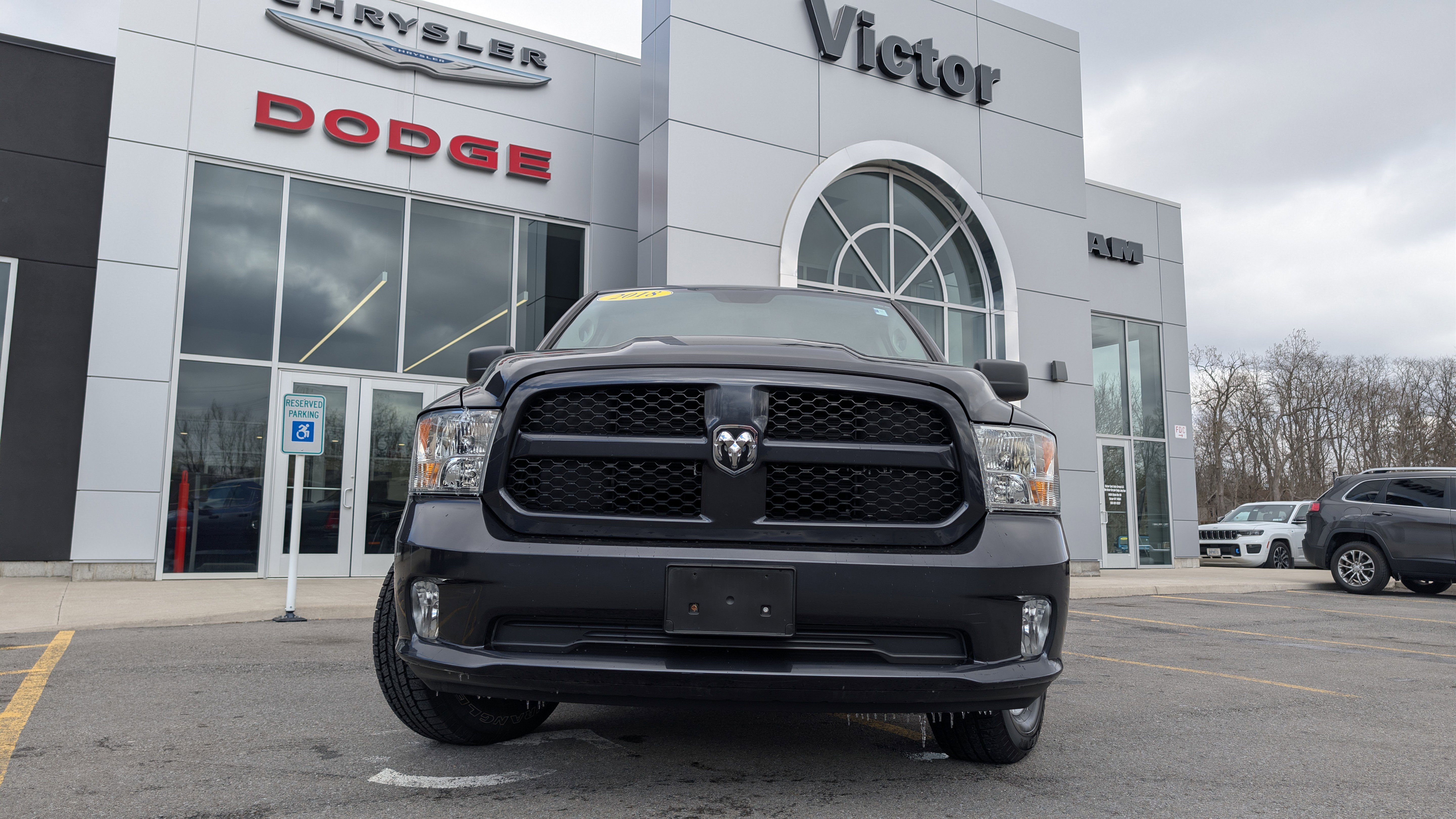 Used 2018 RAM 1500 Express image 2