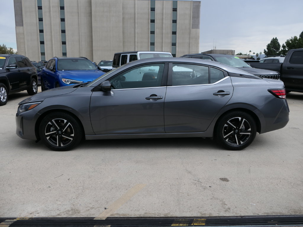 Used 2024 Nissan Sentra SV FWD image 6