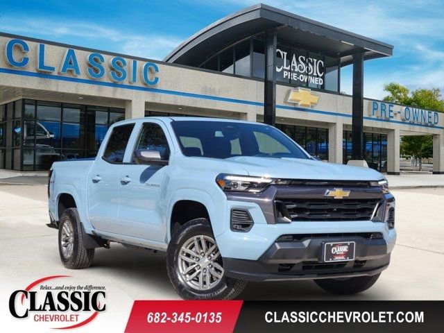 Used 2025 Chevrolet Colorado LT w/ LT Convenience Package image 1