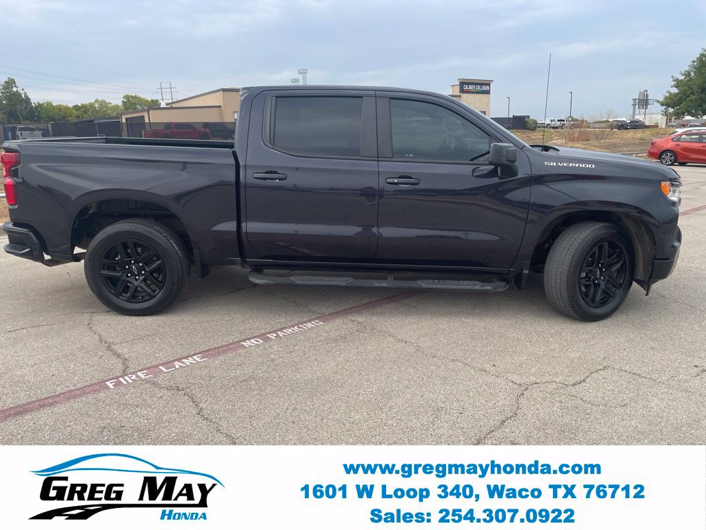 Used 2023 Chevrolet Silverado 1500 RST RWD image 2