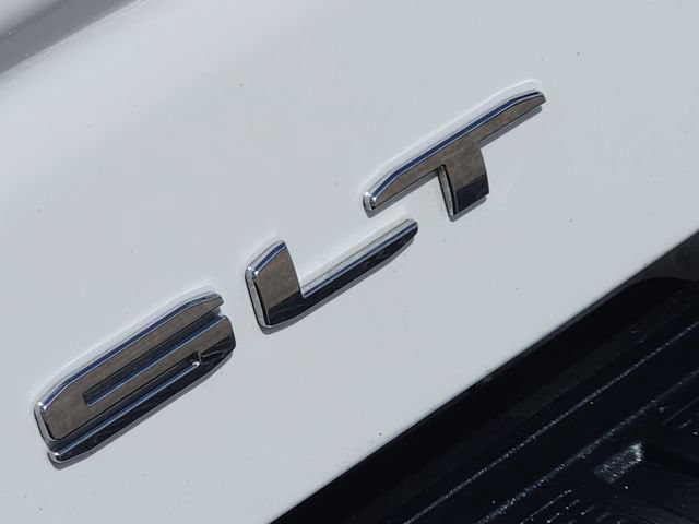 Used 2025 GMC Sierra 1500 SLT RWD image 11