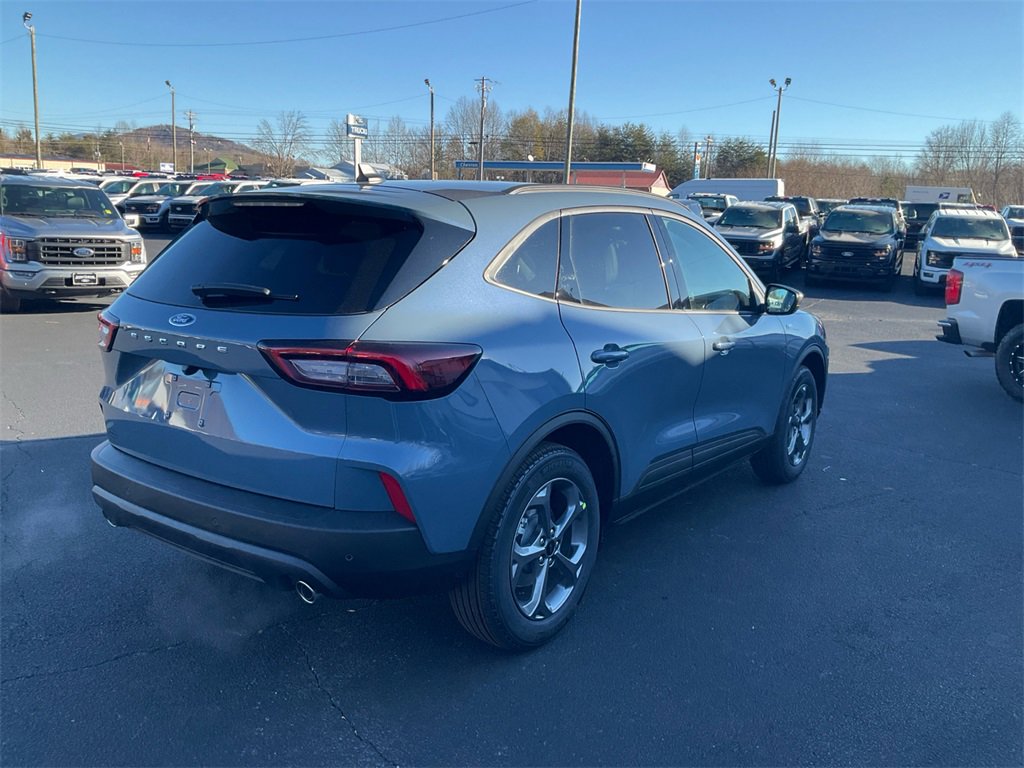 New 2026 Ford Escape ST-Line w/ Tech Pack #1 image 5